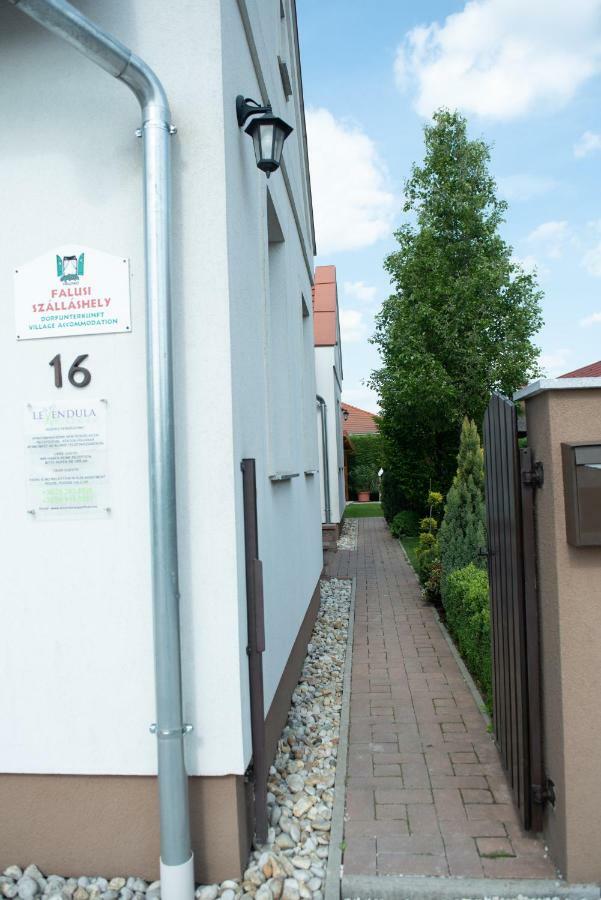 Levendula Apartman Hegykő Exterior foto